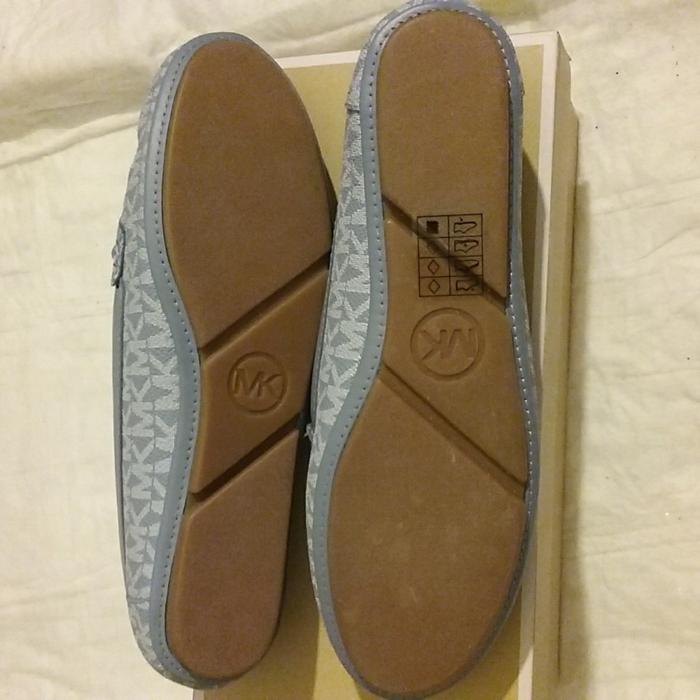 Michael Kors NIB Moccasin 7 Lt. Blue - Picture 4 of 6